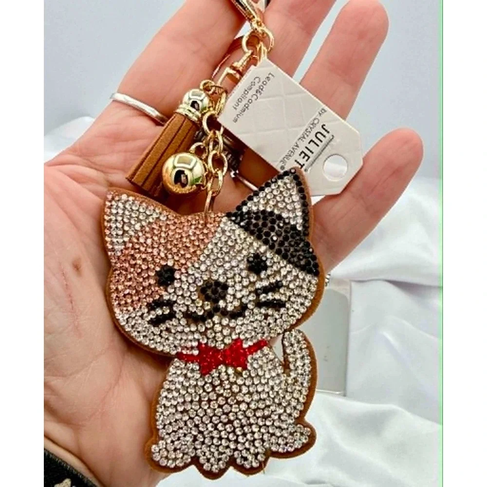Juliet by Crystal Avenue Rhinestone Cat Keychain Tassel Bell Bag Charm NWT